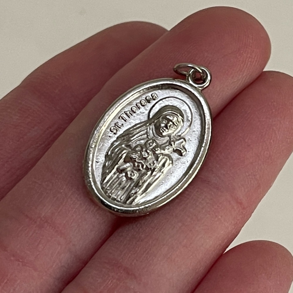New in package Catholic silver medallion religious pendant necklace saint